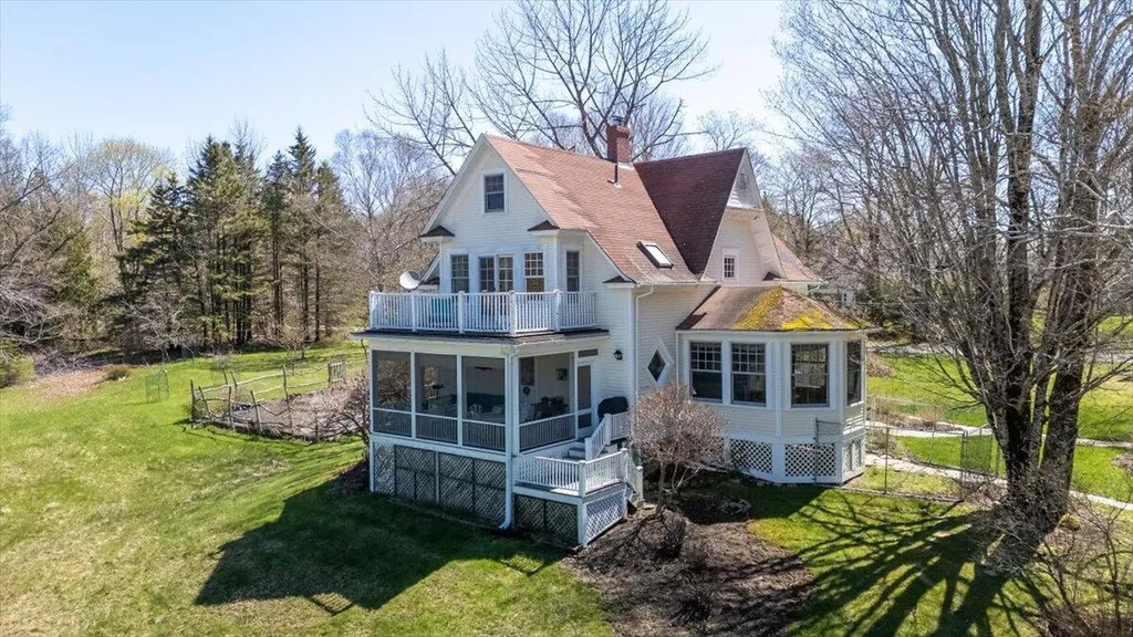 1014 Main Road Islesboro ME 04848