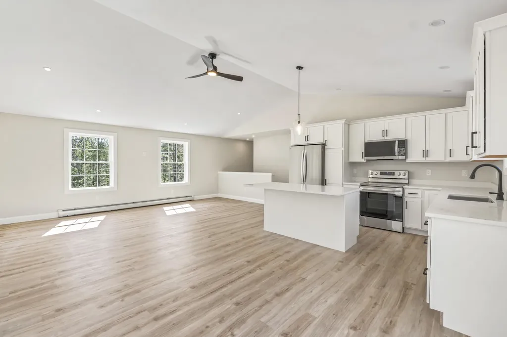 18 Haven Road Windham ME 04062