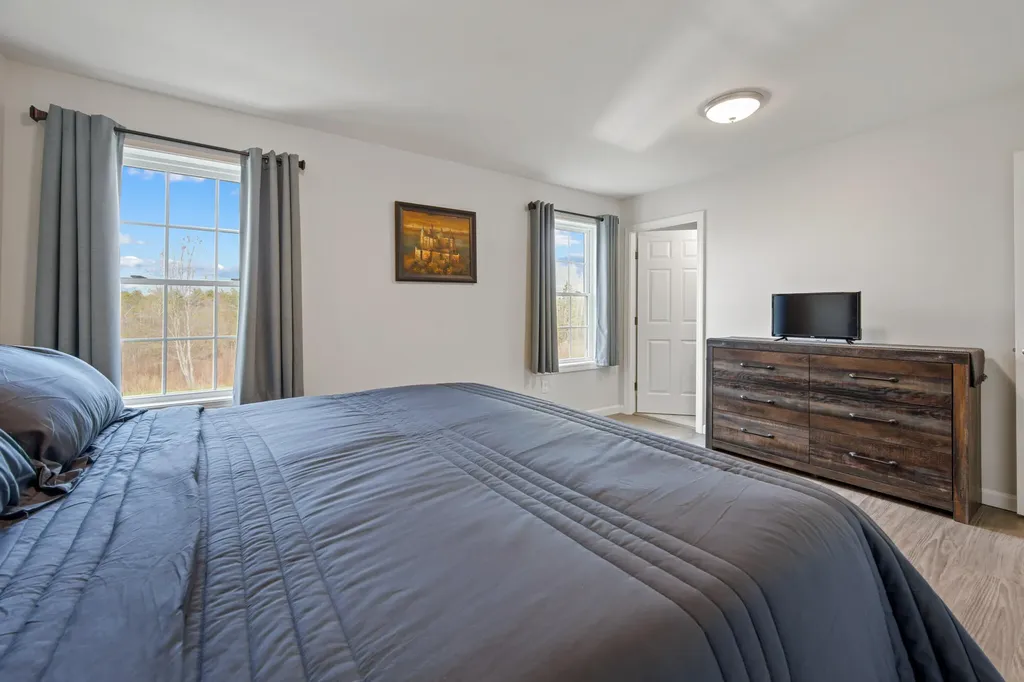 43 Boxwood Lane Hermon ME 04401