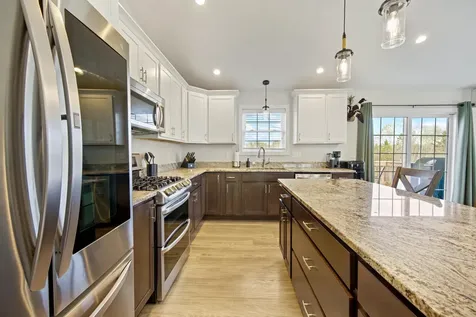 43 Boxwood Lane Hermon ME 04401