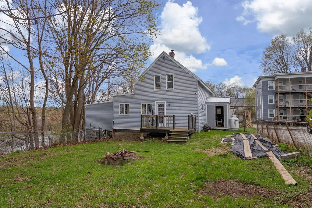 3 York Street Augusta ME 04330