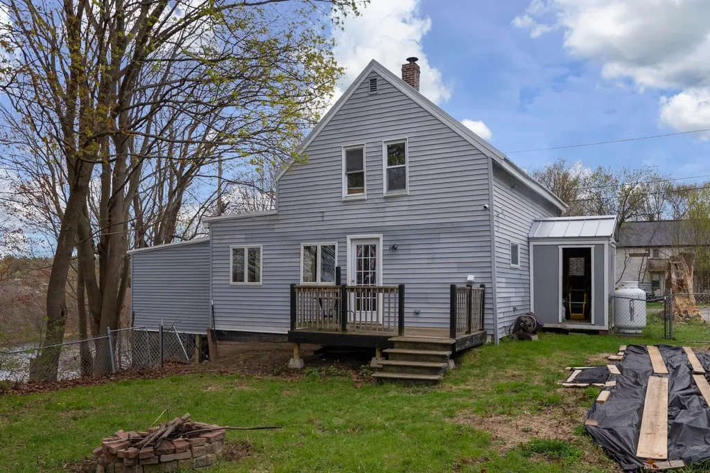 3 York Street Augusta ME 04330