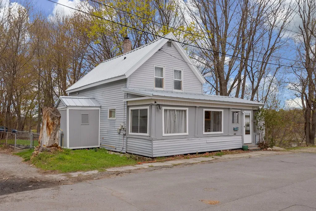 3 York Street Augusta ME 04330