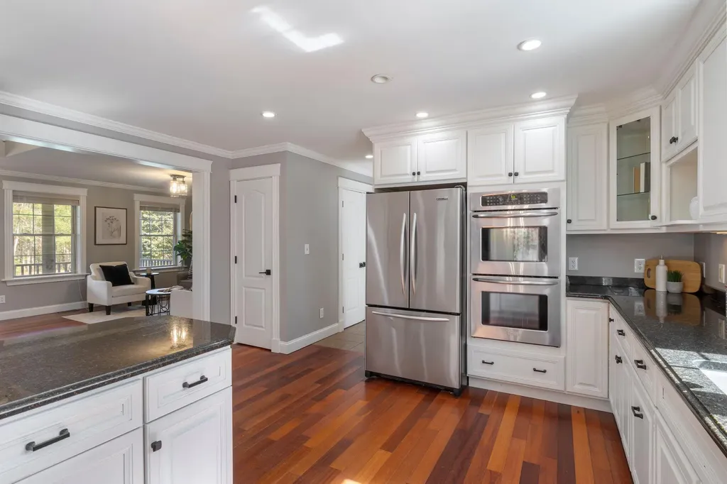 21 Richards Way Saco ME 04072