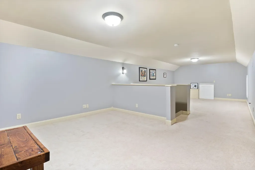 21 Richards Way Saco ME 04072