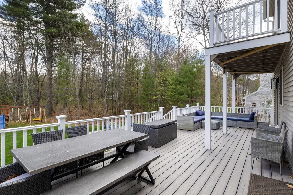 21 Richards Way Saco ME 04072
