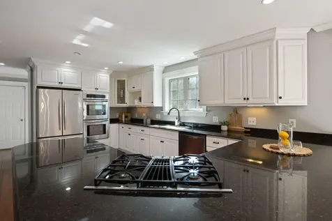 21 Richards Way Saco ME 04072