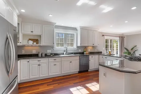 21 Richards Way Saco ME 04072