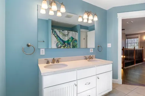 21 Richards Way Saco ME 04072