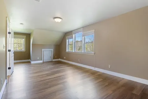 21 Richards Way Saco ME 04072