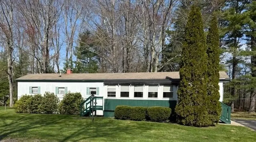 13 Gallant Drive Saco ME 04072
