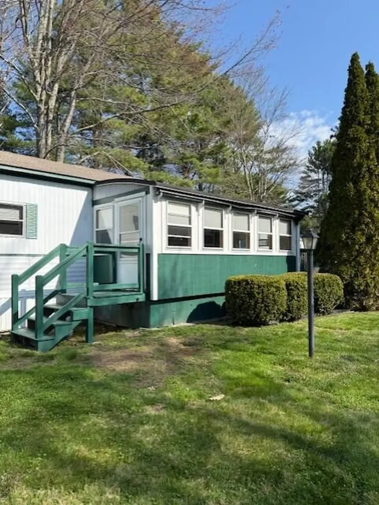 13 Gallant Drive Saco ME 04072