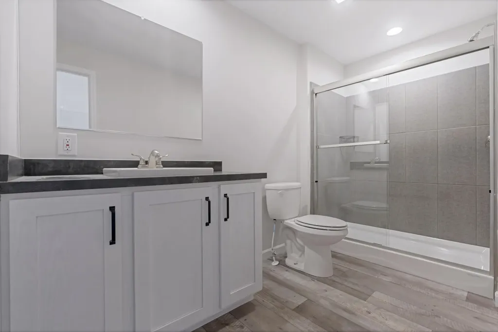 16 Colony Way Kittery ME 03904