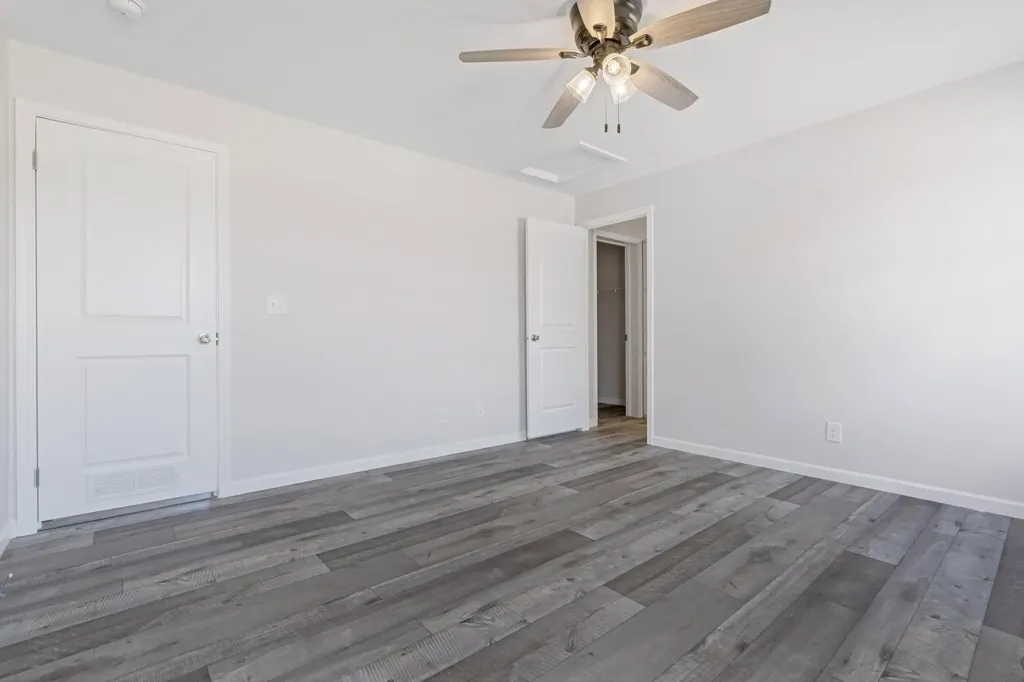 16 Colony Way Kittery ME 03904