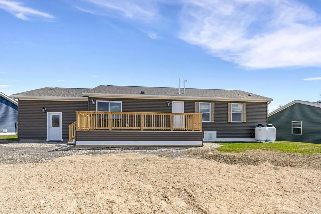 16 Colony Way Kittery ME 03904