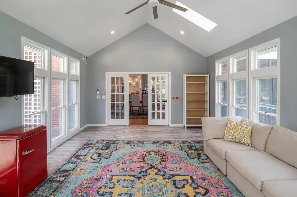 12 Bayview Drive Raymond ME 04071