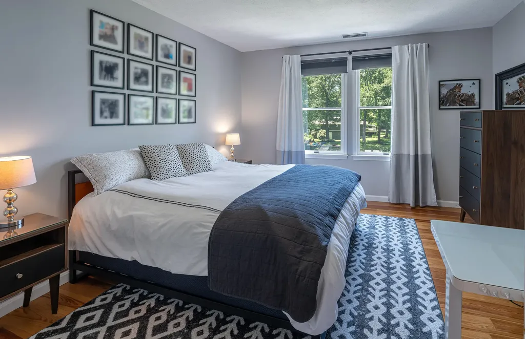 12 Bayview Drive Raymond ME 04071