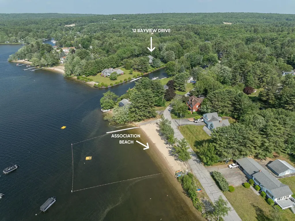 12 Bayview Drive Raymond ME 04071
