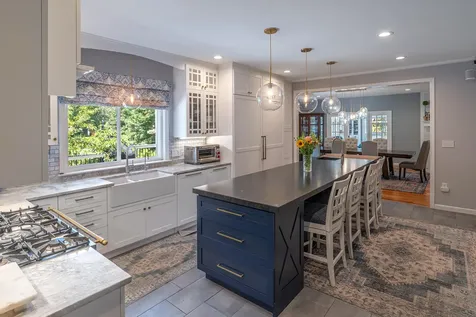 12 Bayview Drive Raymond ME 04071