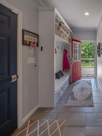 12 Bayview Drive Raymond ME 04071