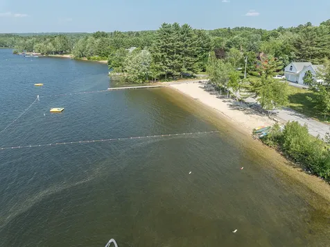12 Bayview Drive Raymond ME 04071
