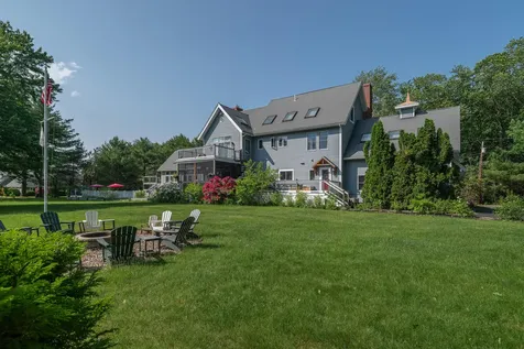 12 Bayview Drive Raymond ME 04071