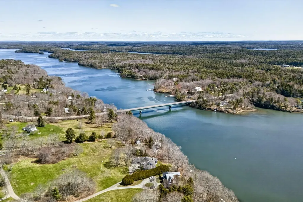68 Old Dunning Road Harpswell ME 04079