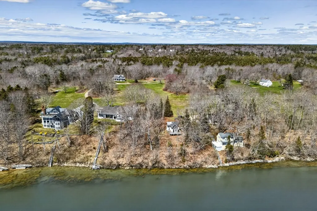 68 Old Dunning Road Harpswell ME 04079