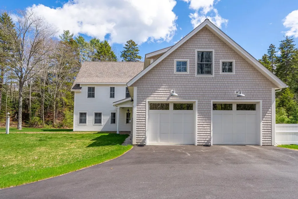 124 Flying Point Road Freeport ME 04032
