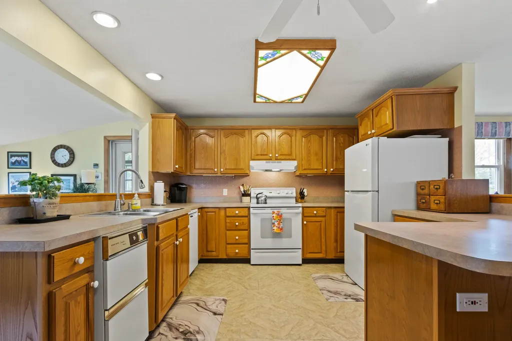 247 Maine Avenue Portland ME 04103