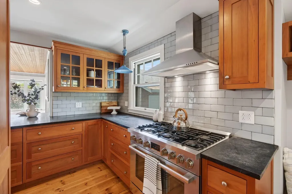 160 Craigie Street Portland ME 04102