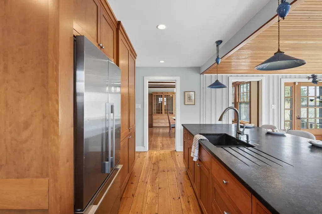 160 Craigie Street Portland ME 04102