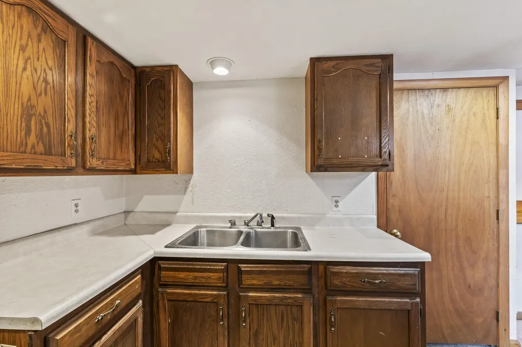 8 Bickford Drive Fairfield ME 04937
