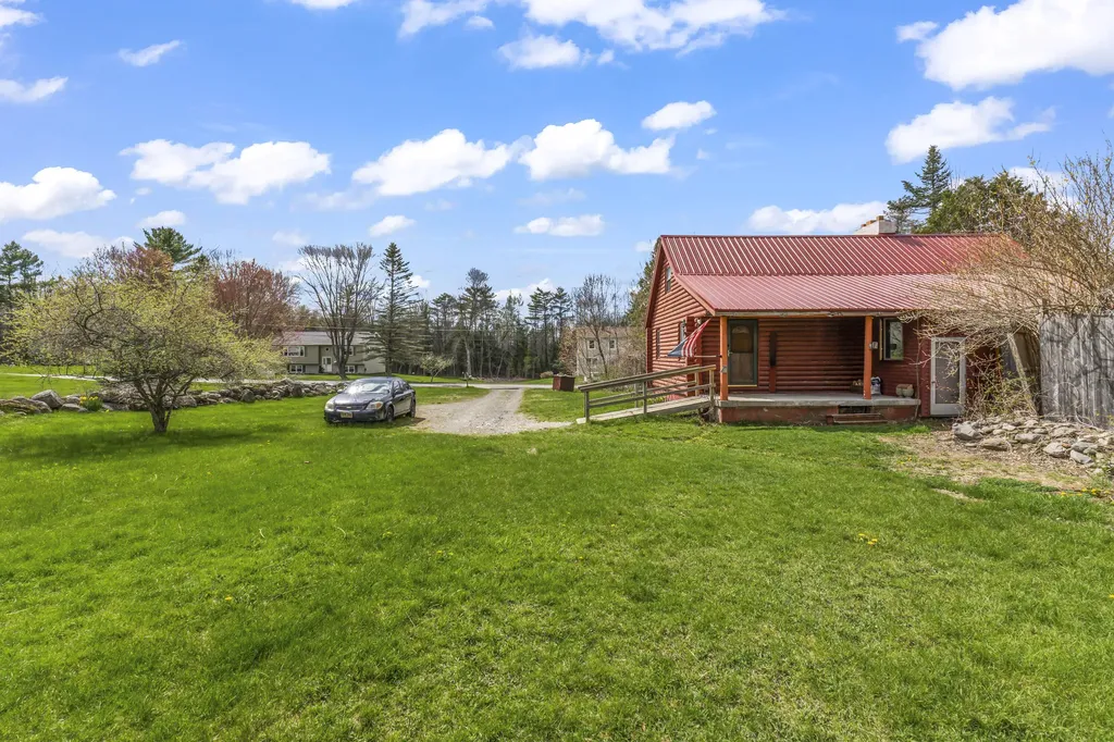 8 Bickford Drive Fairfield ME 04937