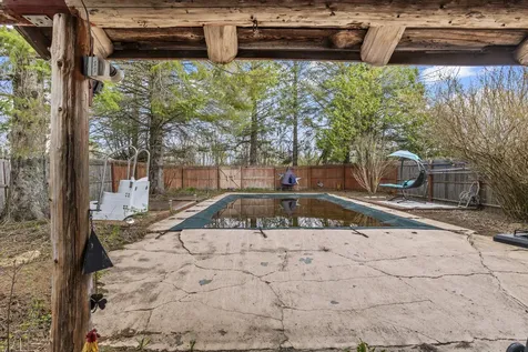 8 Bickford Drive Fairfield ME 04937