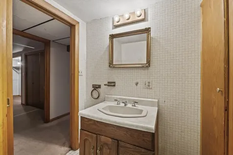 8 Bickford Drive Fairfield ME 04937