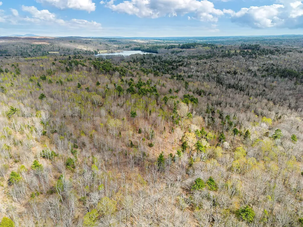 501 Noyes Road Waldoboro ME 04572