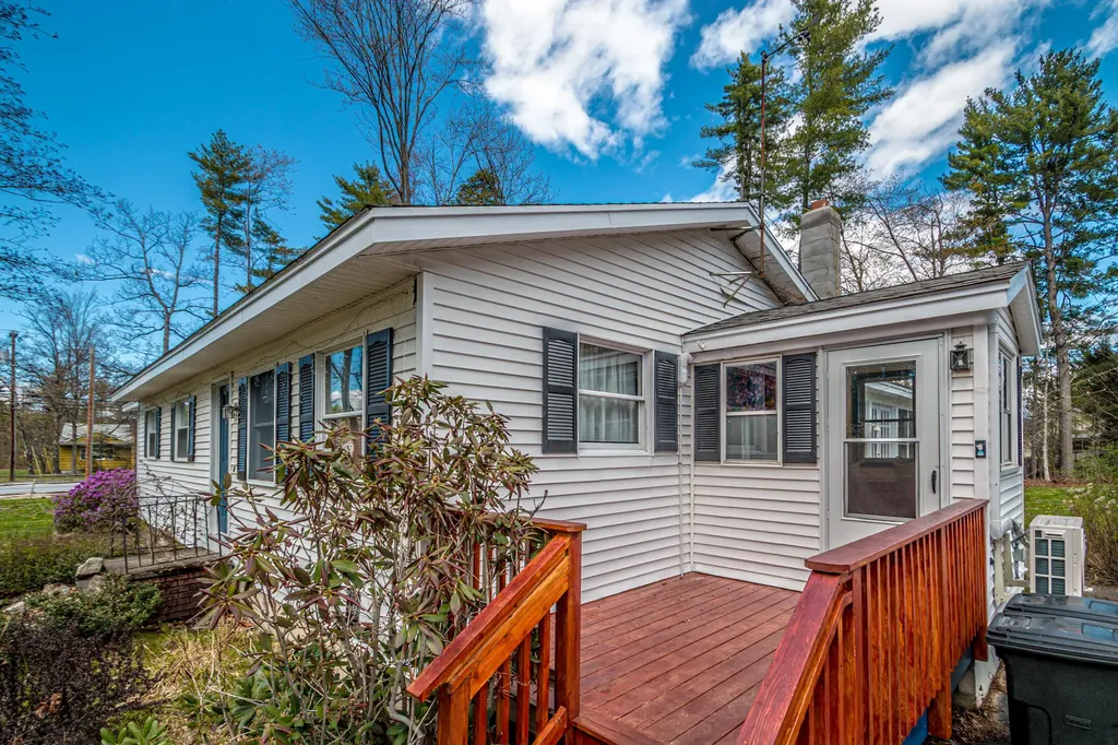 4 Ballard Street Fryeburg ME 04037