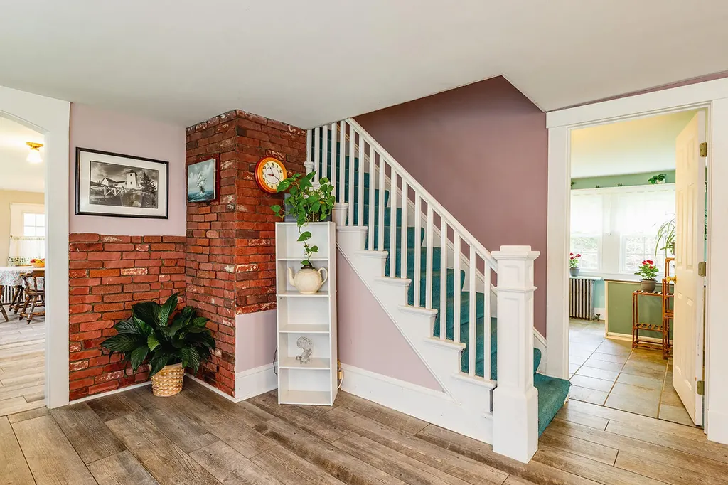 304 Beach Road Lincolnville ME 04849