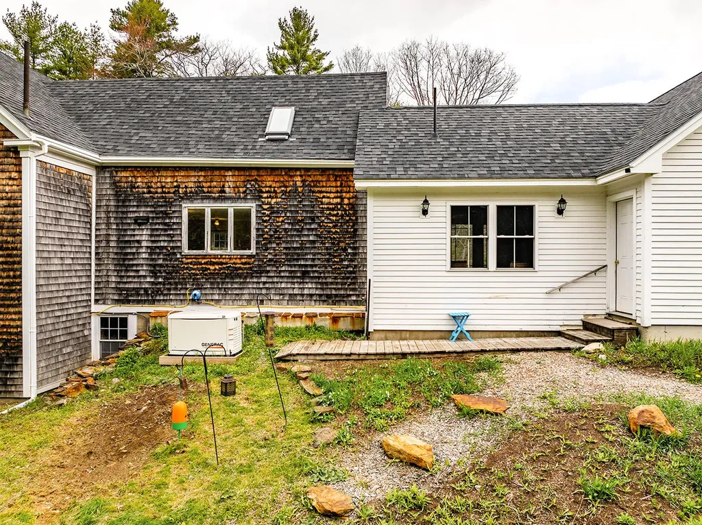 304 Beach Road Lincolnville ME 04849