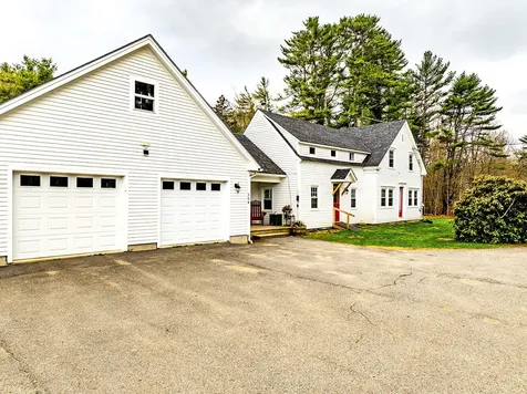 304 Beach Road Lincolnville ME 04849