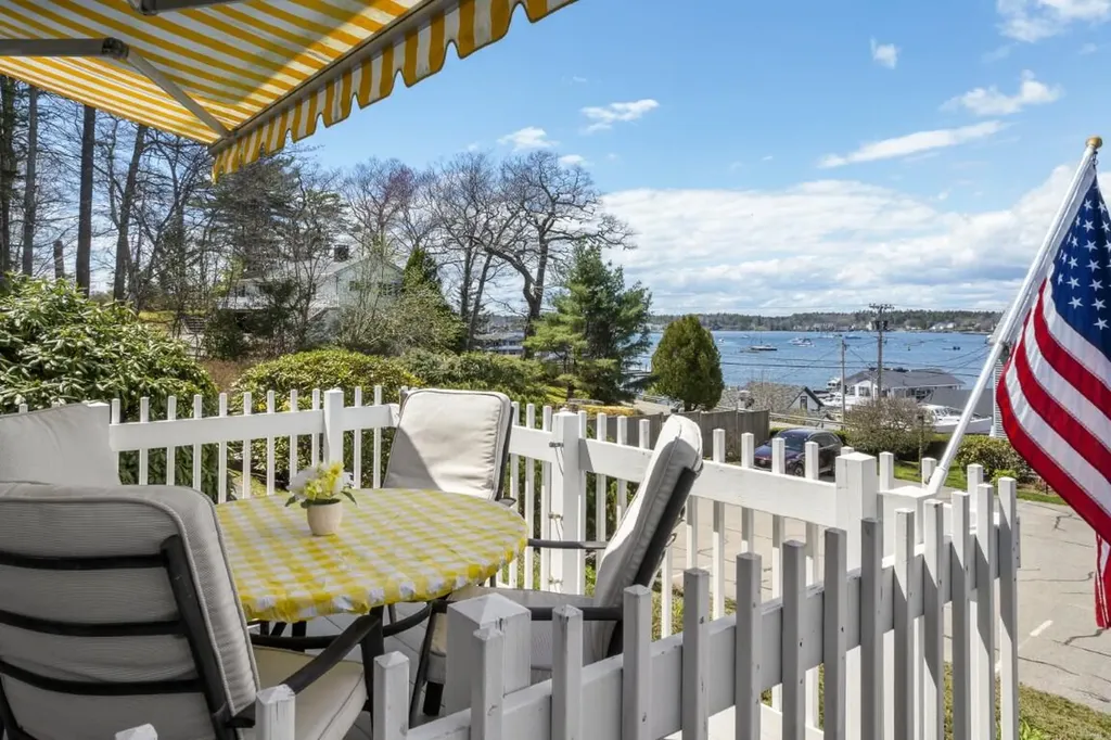 96 Atlantic Avenue Boothbay Harbor ME 04538