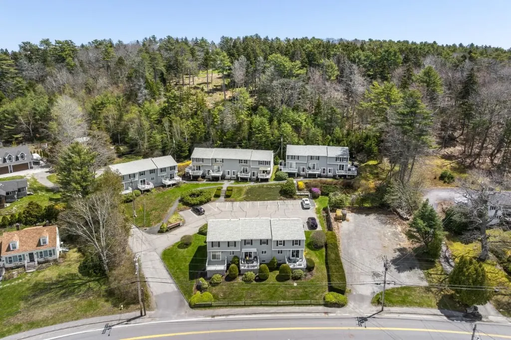 96 Atlantic Avenue Boothbay Harbor ME 04538