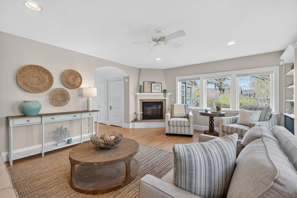3 Leeman Street Portland ME 04103