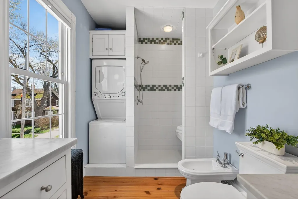 3 Leeman Street Portland ME 04103