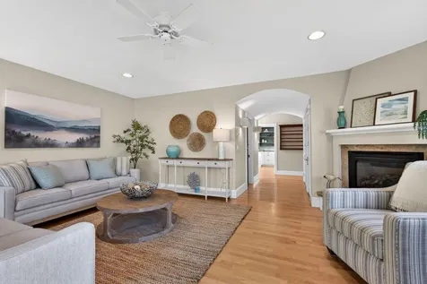 3 Leeman Street Portland ME 04103
