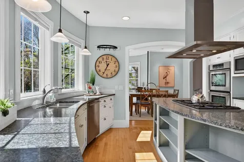 3 Leeman Street Portland ME 04103