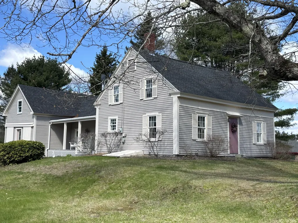 773 N North Bend Road Surry ME 04684