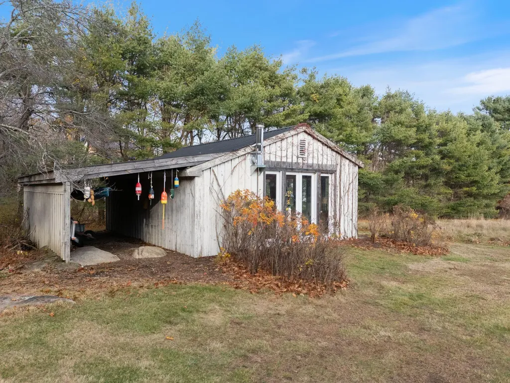 88-90 Old Pool Road Biddeford ME 04005