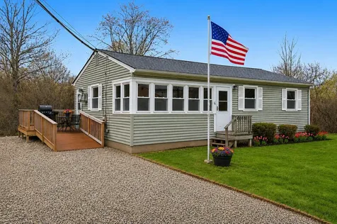 6 Haskell Way York ME 03909